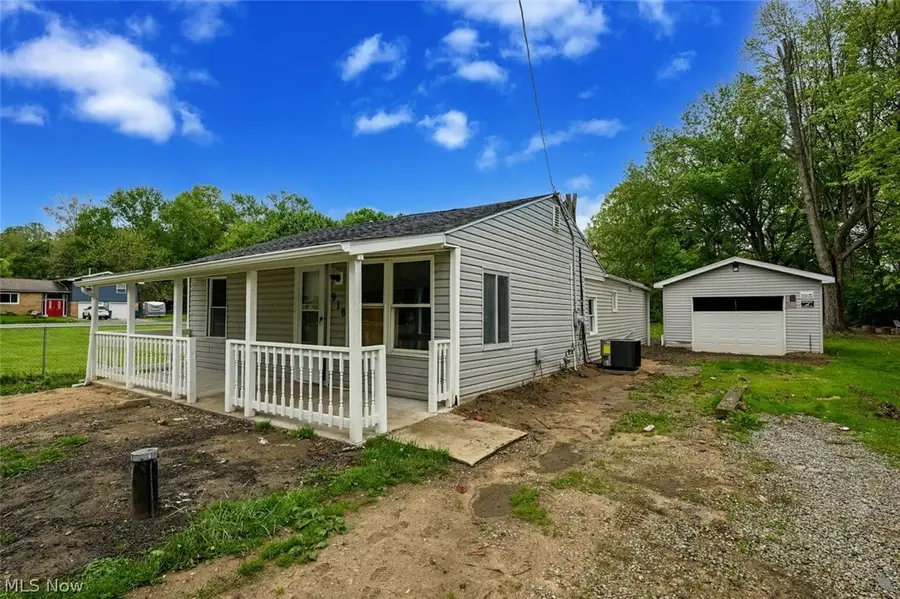 916 Abington Road, Akron, OH 44312 - #3