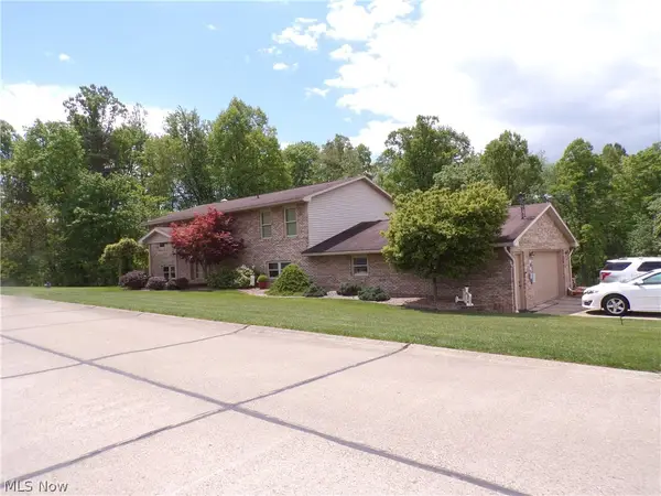 63 Lynn Drive, Williamstown, WV 26187