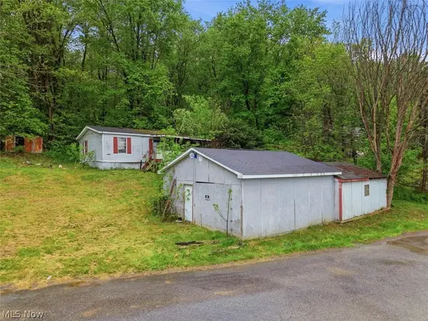 46149 Walnut Street, Rogers, OH 44455