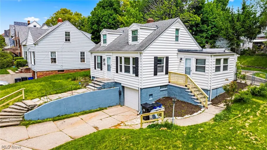 3579 Lloyd Road, Cleveland, OH 44111 - #2