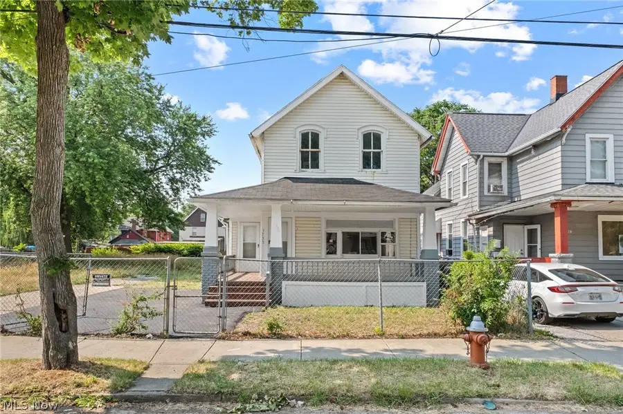 1735 Buhrer Avenue, Cleveland, OH 44109 - #2