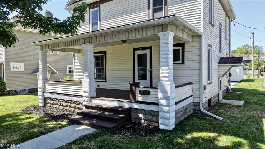 1018 Prospect Nw Avenue, New Philadelphia, OH 44663 - #2
