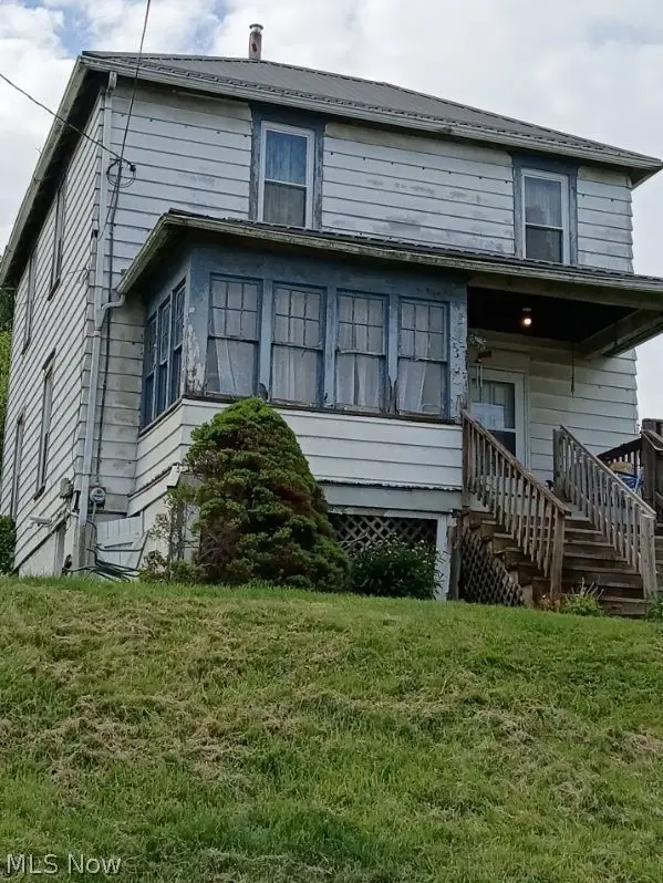 608 Mccready Avenue, Cadiz, OH 43907