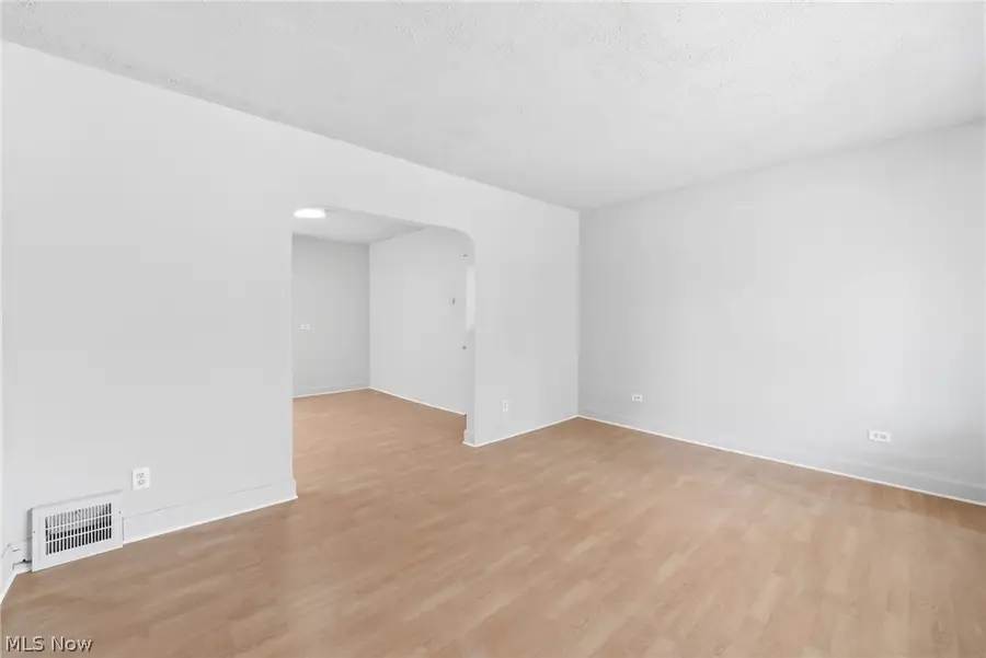 3162 W 104th Street, Cleveland, OH 44111 - #2