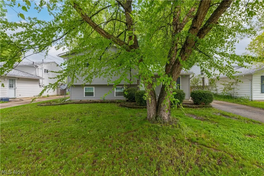 35150 Spruce Street, North Ridgeville, OH 44039 - #2