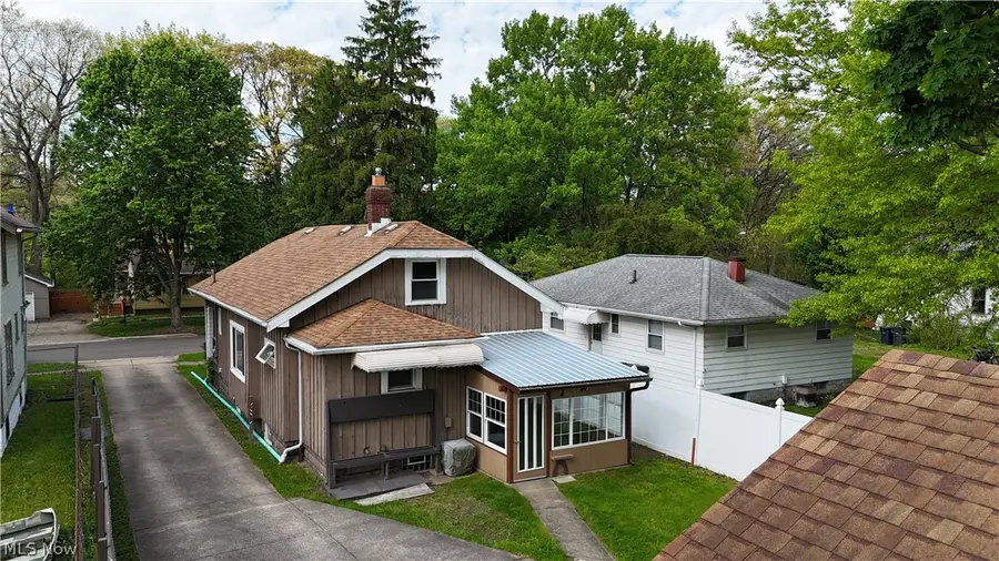 1468 Riverside Drive, Akron, OH 44310 - #3
