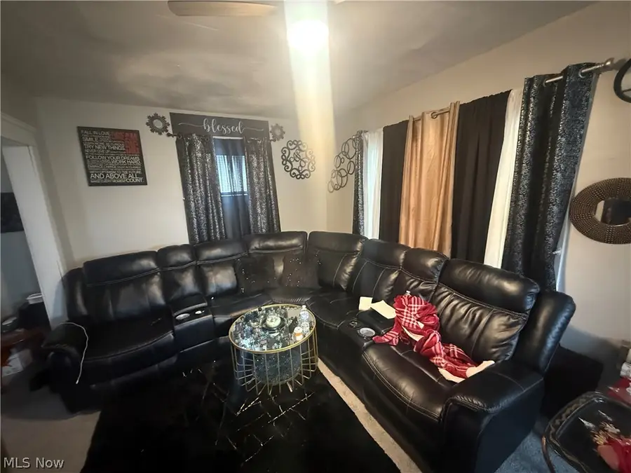 12816 Dove Avenue, Cleveland, OH 44105 - #2