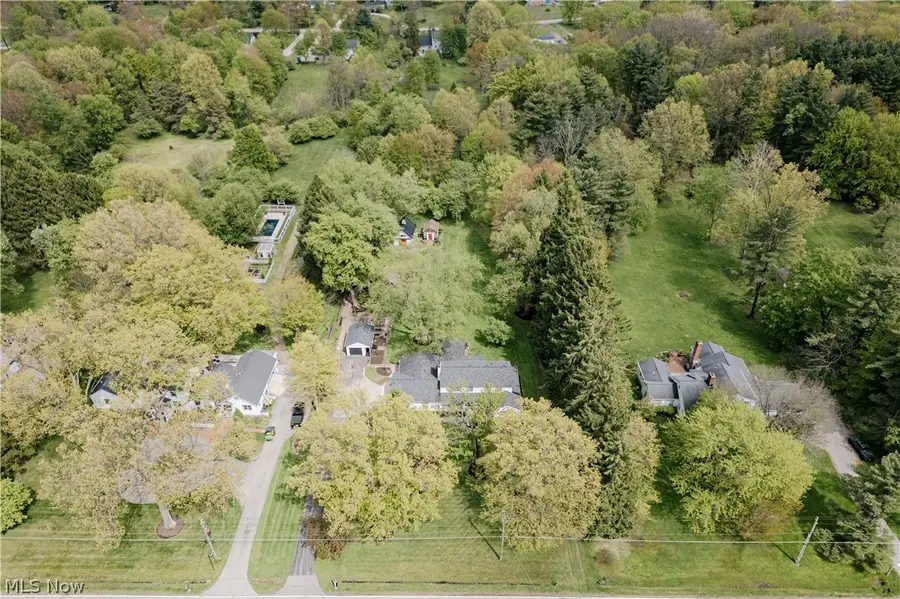15437 Hemlock Point Road, Chagrin Falls, OH 44022 - #3