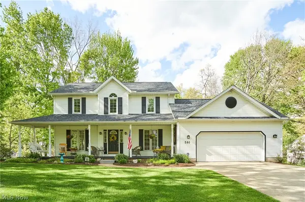 581 Woodhaven Drive, Uniontown, OH 44685