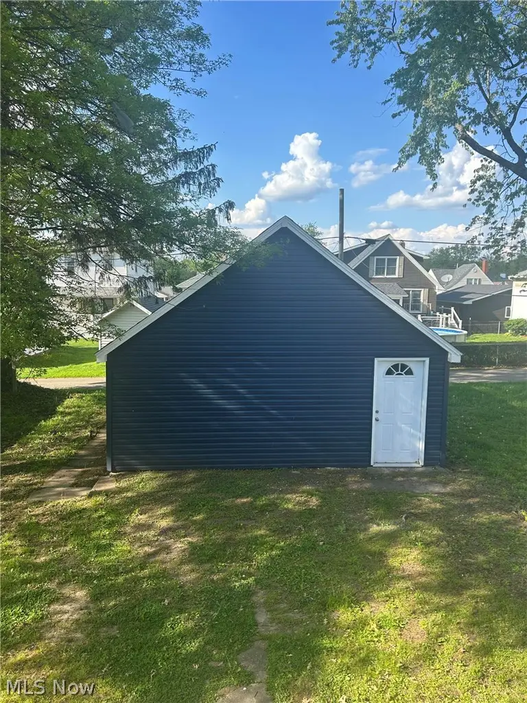 519 Taylor Street, Zanesville, OH 43701 - #3