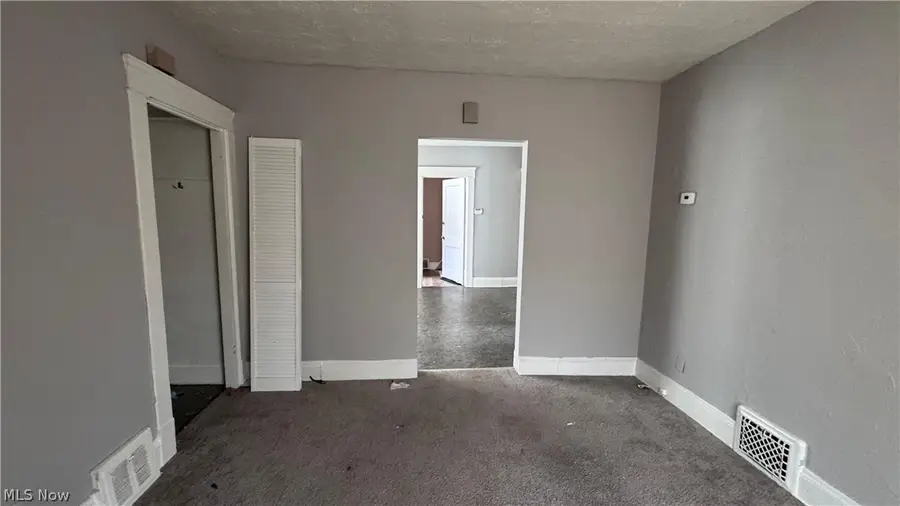 877 Rudyard Road, Cleveland, OH 44110 - #2