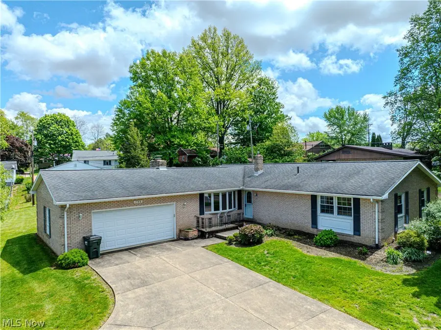 1740 Washington Boulevard, Louisville, OH 44641 - #3