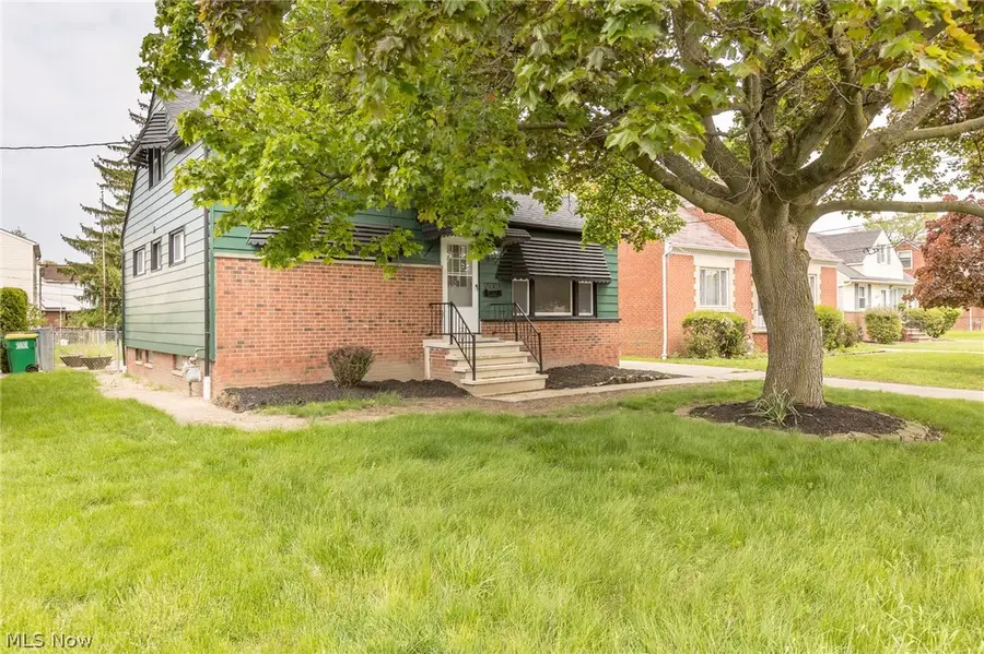 29307 Lake Shore Boulevard, Willowick, OH 44095 - #2
