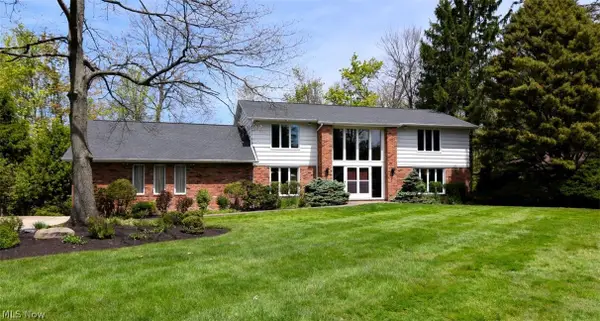 9 Pepper Creek Drive, Pepper Pike, OH 44124