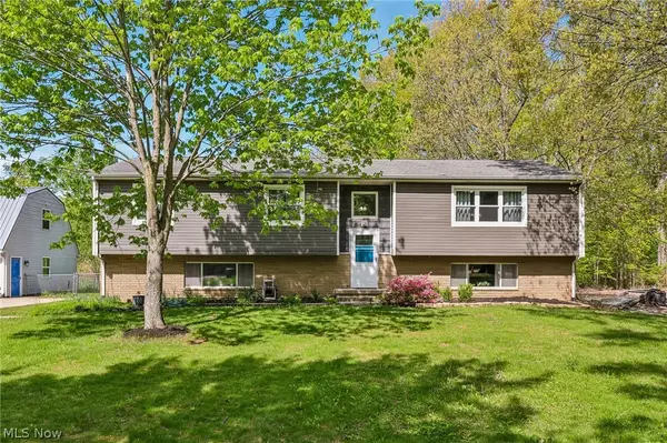 1570 N County Line Road, Madison, OH 44057
