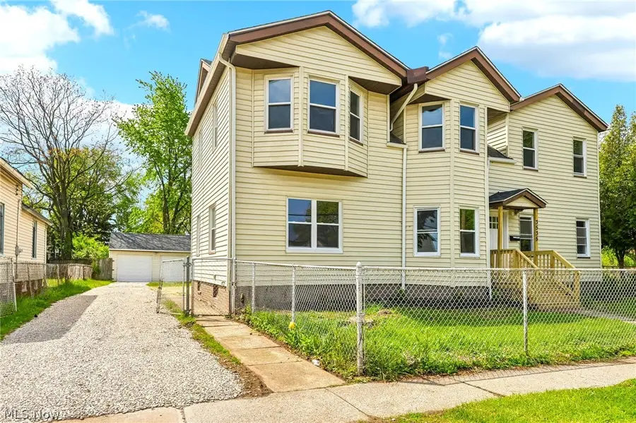 3535 Erin Avenue, Cleveland, OH 44113 - #2