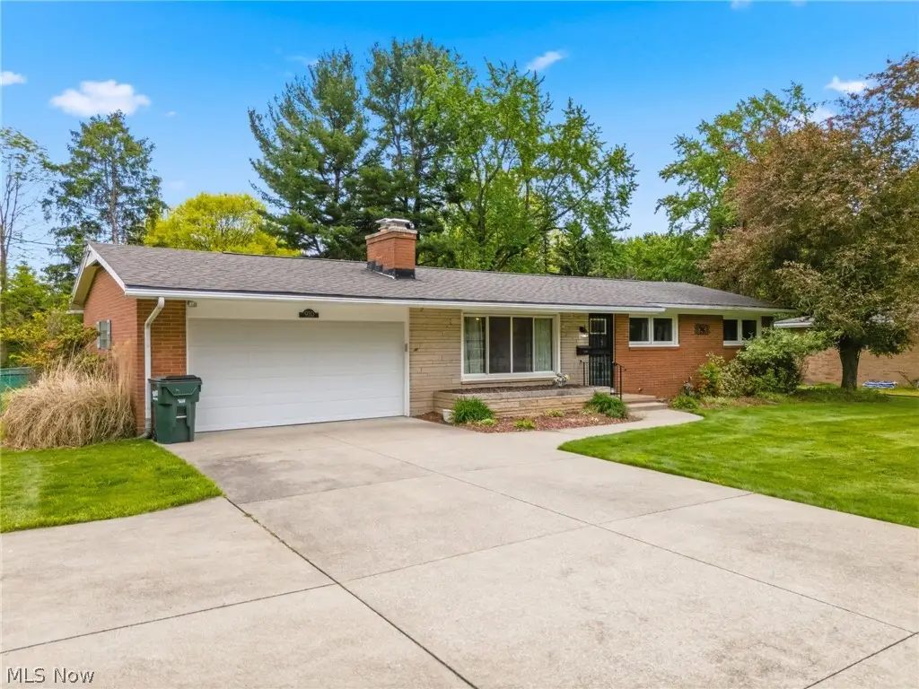 910 Marquardt Nw Avenue, North Canton, OH 44720 - #1