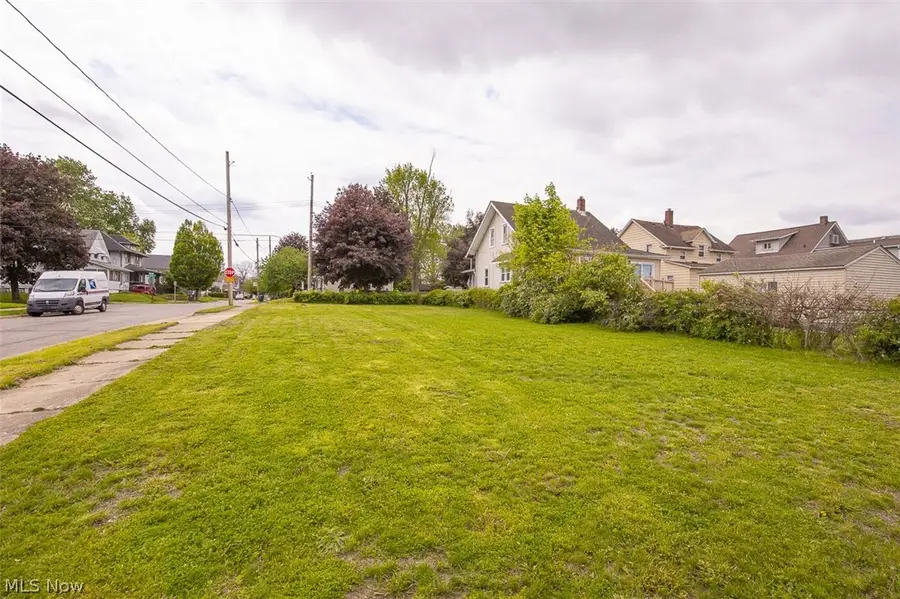 1151 Harpster Avenue, Akron, OH 44314 - #3