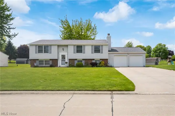 4506 Honeysuckle Drive, Green, OH 44720