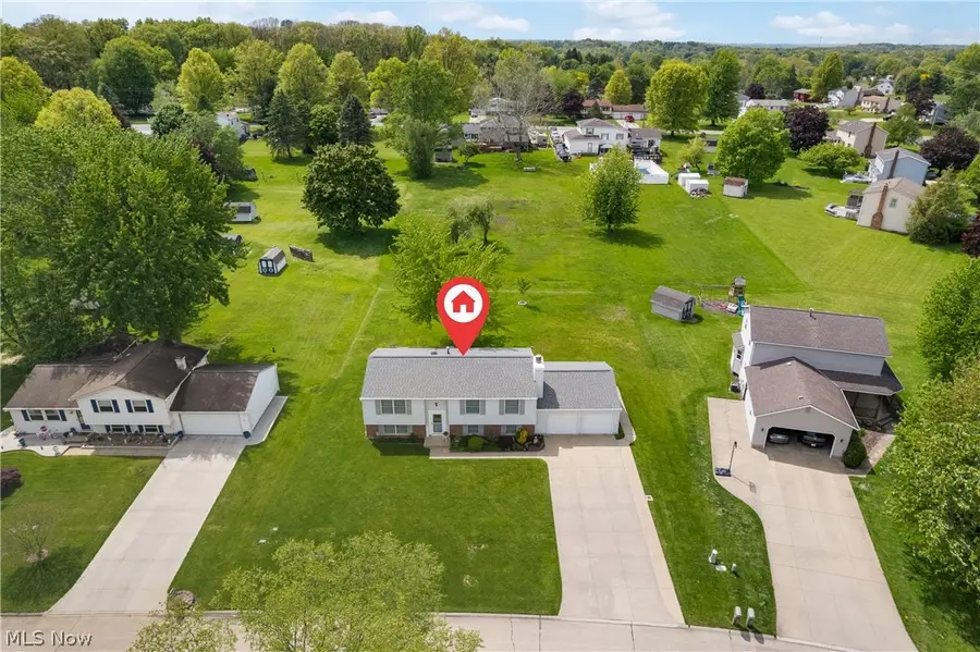 4506 Honeysuckle Drive, Green, OH 44720 - #2