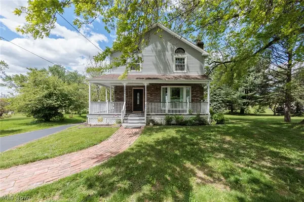 1984 W Turkeyfoot Lake Road, Barberton, OH 44203