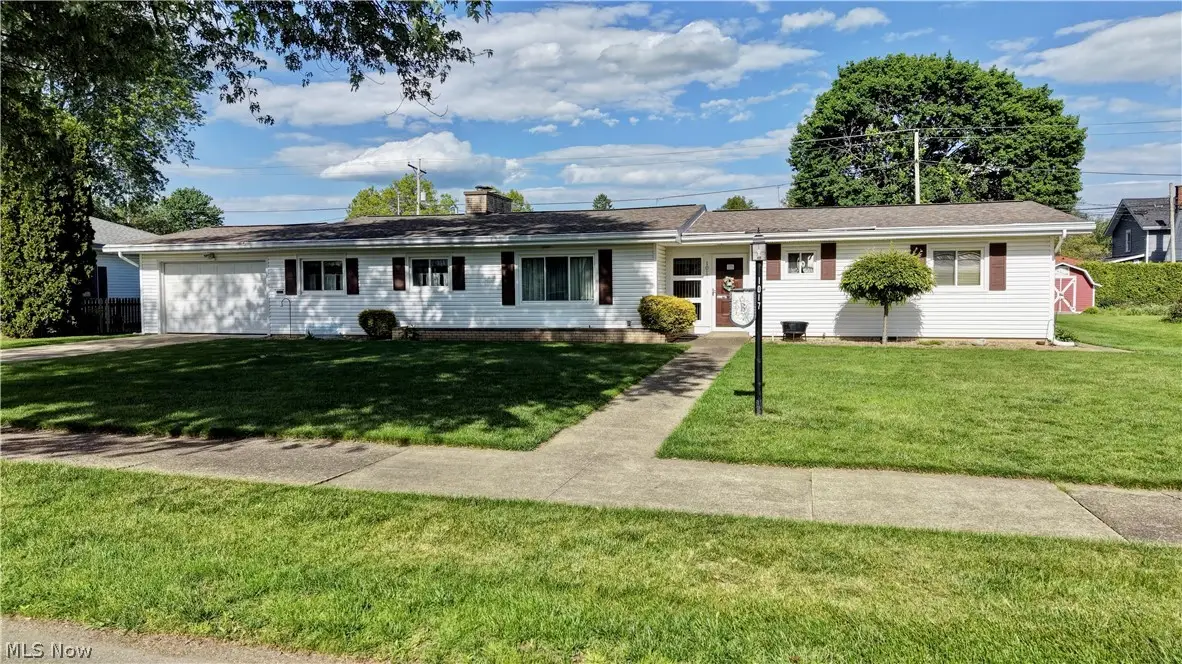 1017 Kaderly Nw Street, New Philadelphia, OH 44663 - #1