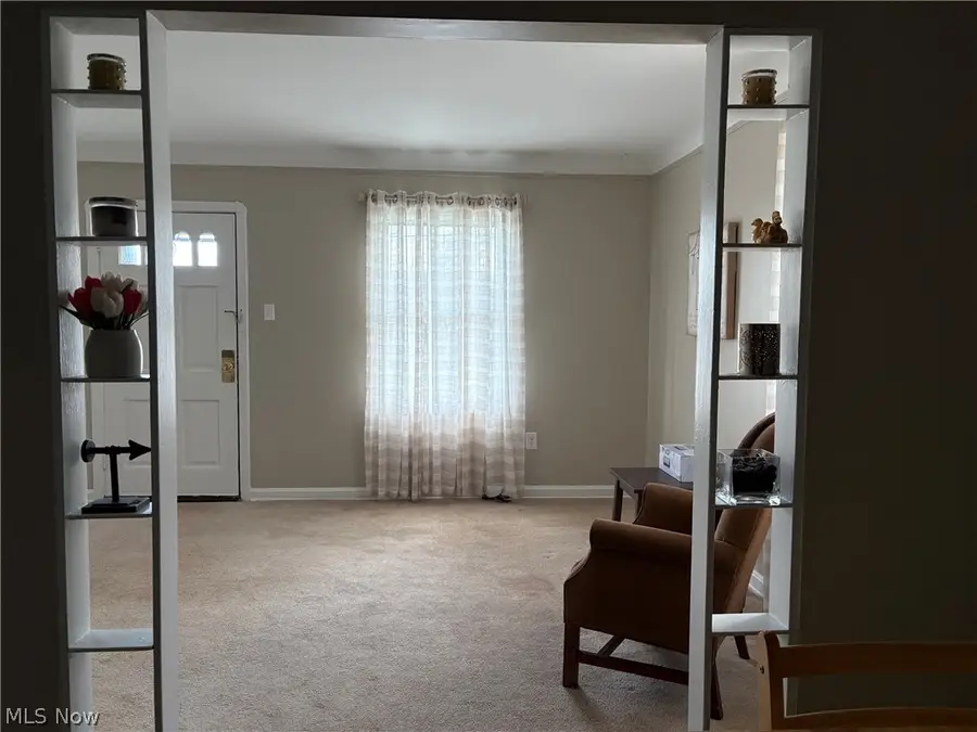 363 E Park Avenue, Barberton, OH 44203 - #3