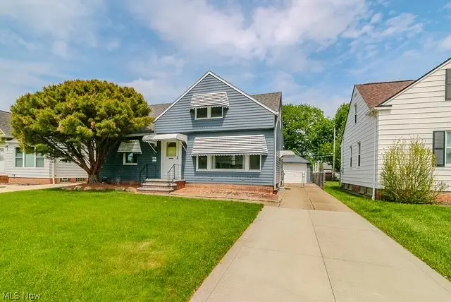 357 E 307th Street, Willowick, OH 44095 - #3