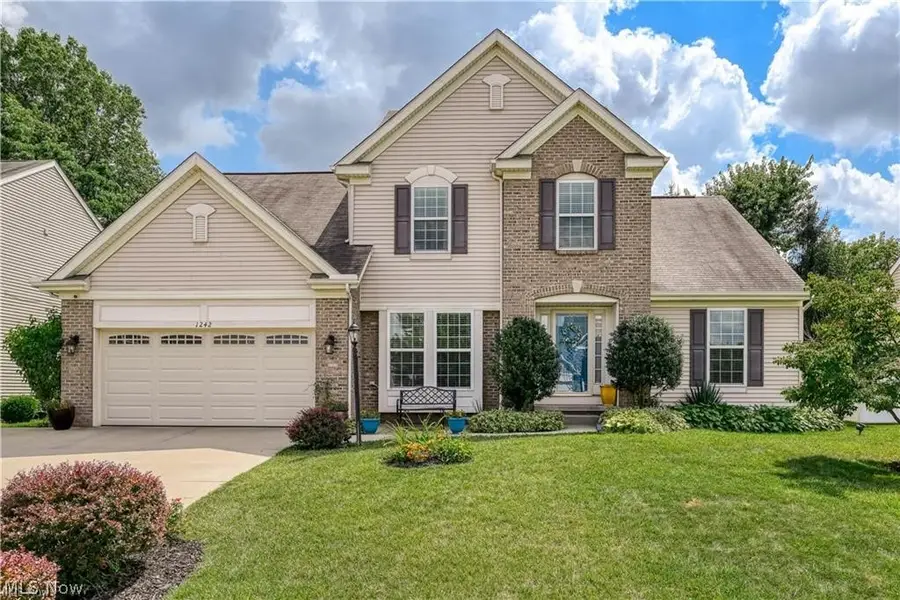 1242 Bexley Circle, Akron, OH 44312 - #2