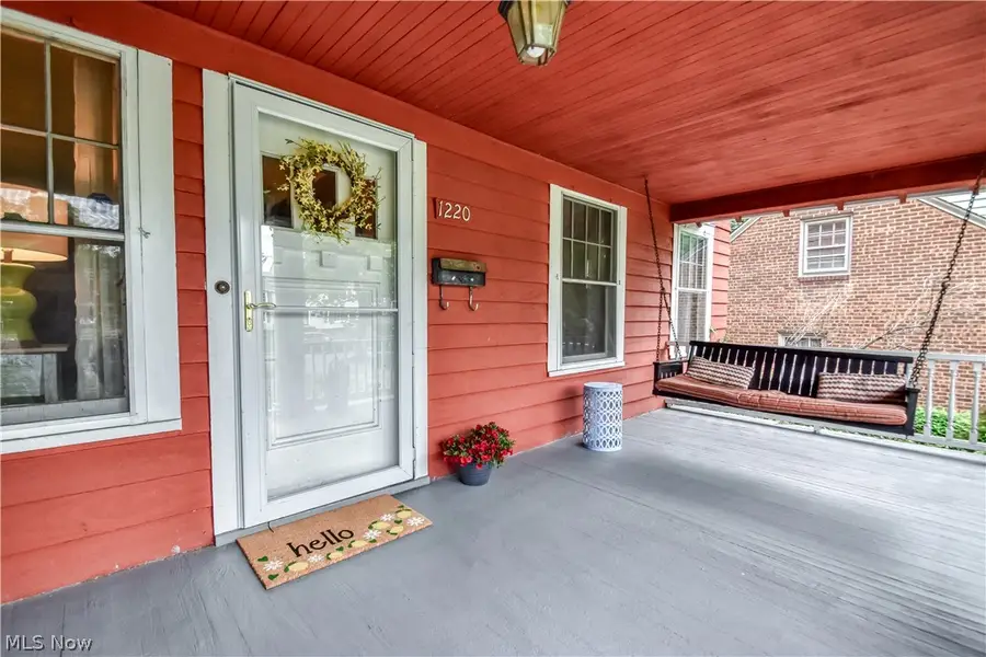 1220 Yellowstone Road, Cleveland Heights, OH 44121 - #2