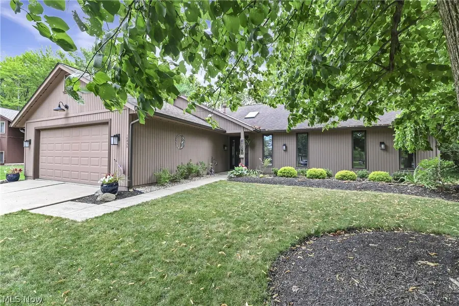 14855 Hartford Trail, Strongsville, OH 44136 - #2