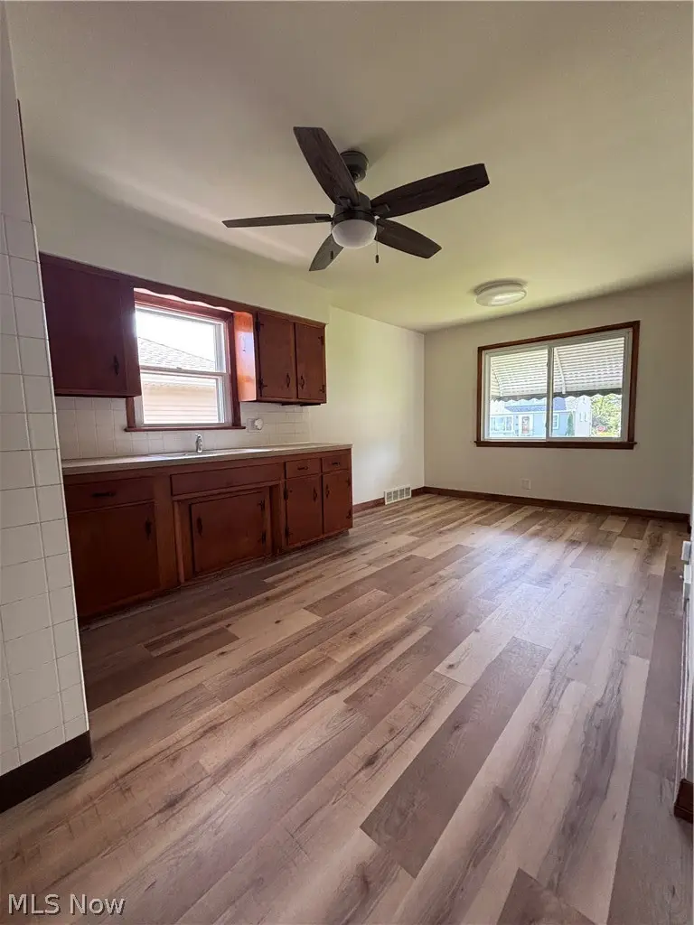 12117 Thraves Road, Garfield Heights, OH 44125 - #3