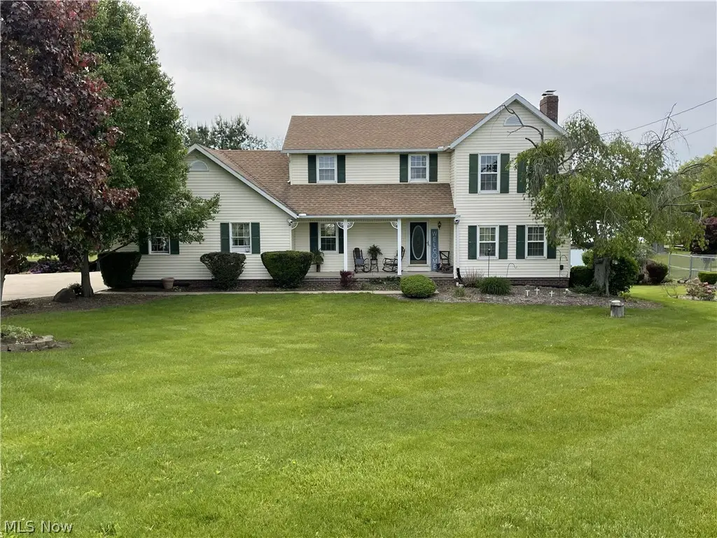 4325 Kemary Sw Avenue, Navarre, OH 44662 - #1