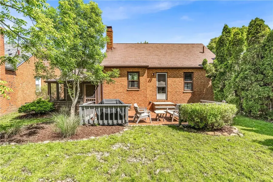 5448 Summit Road, Lyndhurst, OH 44124 - #3