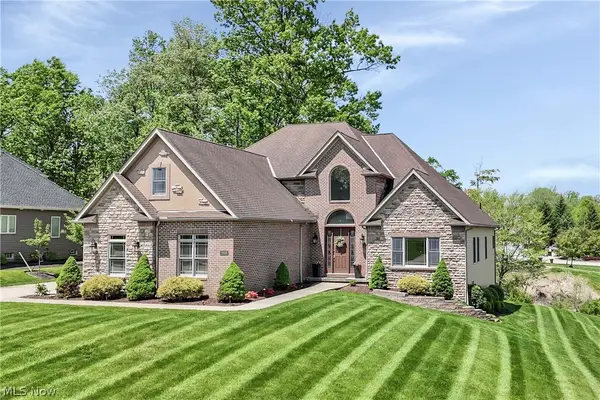 9000 Crooked Creek Lane, Broadview Heights, OH 44147