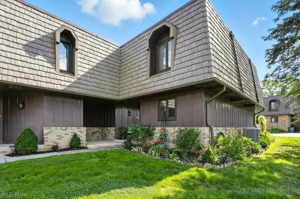 3860 Sawbridge Drive #21, Richfield, OH 44286 - #1
