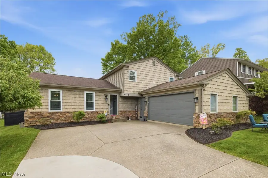 488 Woodlake Drive, Medina, OH 44256 - #3