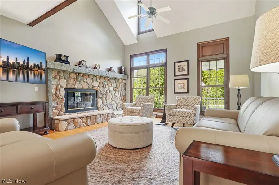 18130 Greatwood Lane, Chagrin Falls, OH 44023 - #3