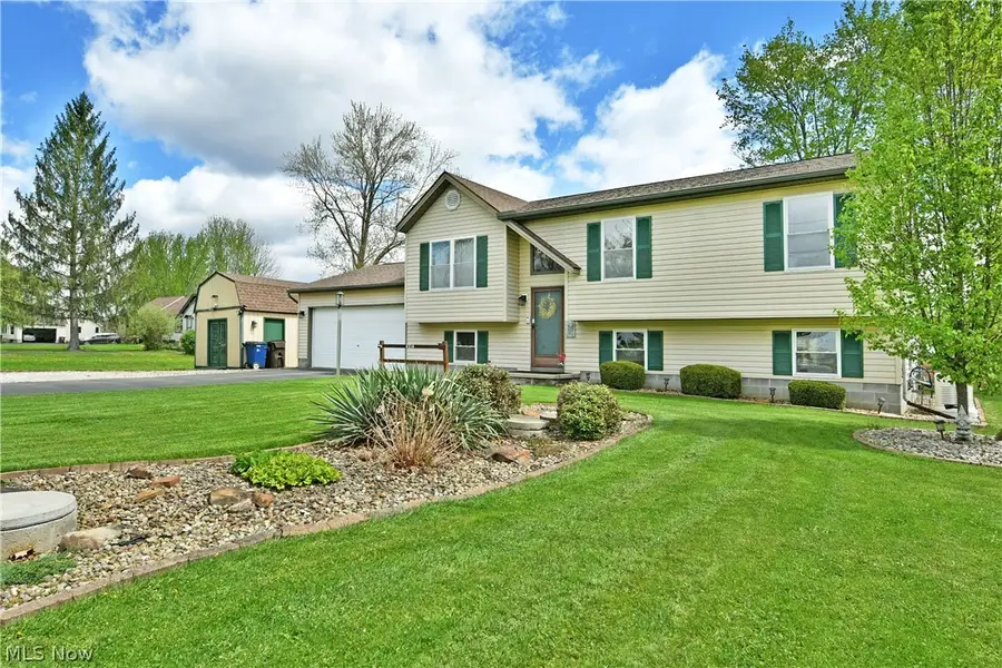 4314 N Park Avenue, Cortland, OH 44410 - #2