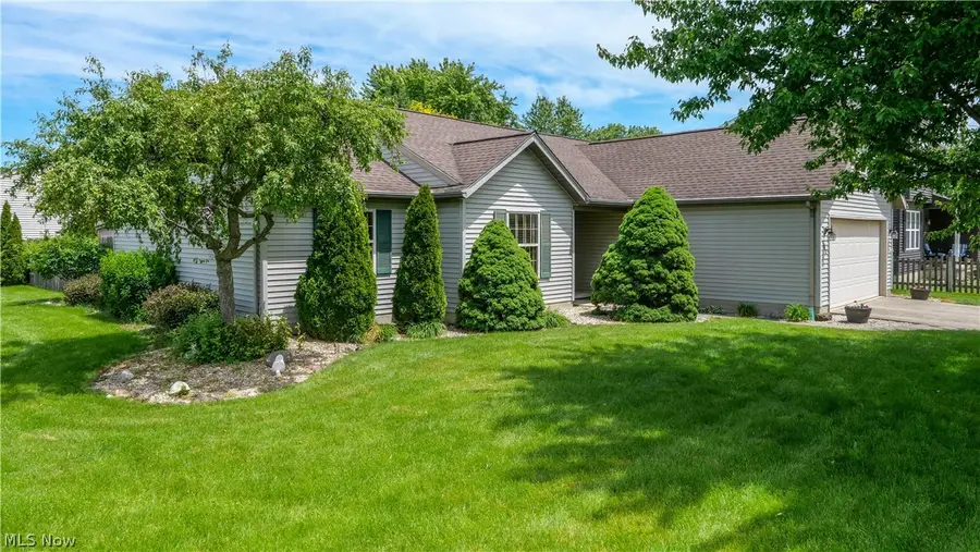 508 Hampton Drive, Elyria, OH 44035 - #2
