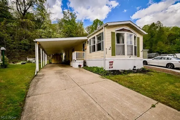 2737 Barn Sw Drive, Canton, OH 44706