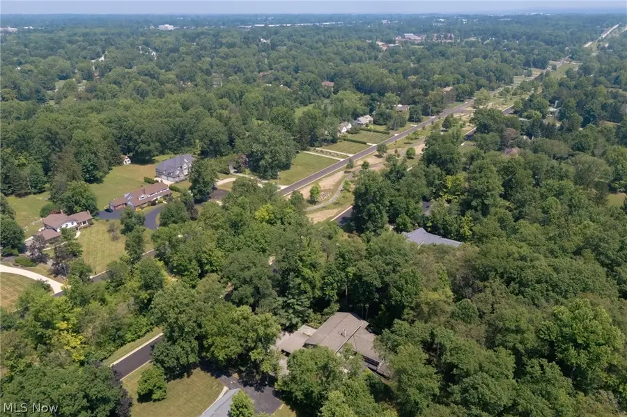 28726 Gates Mills Boulevard, Pepper Pike, OH 44124 - #2