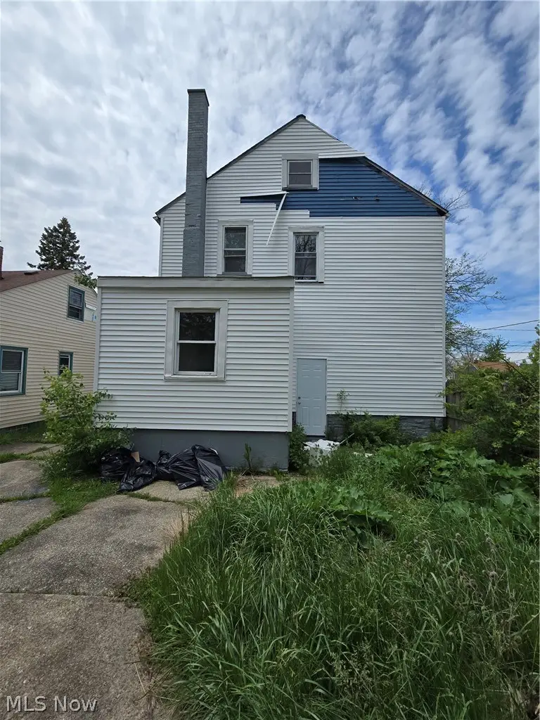 4285 E 162nd Street, Cleveland, OH 44128 - #3