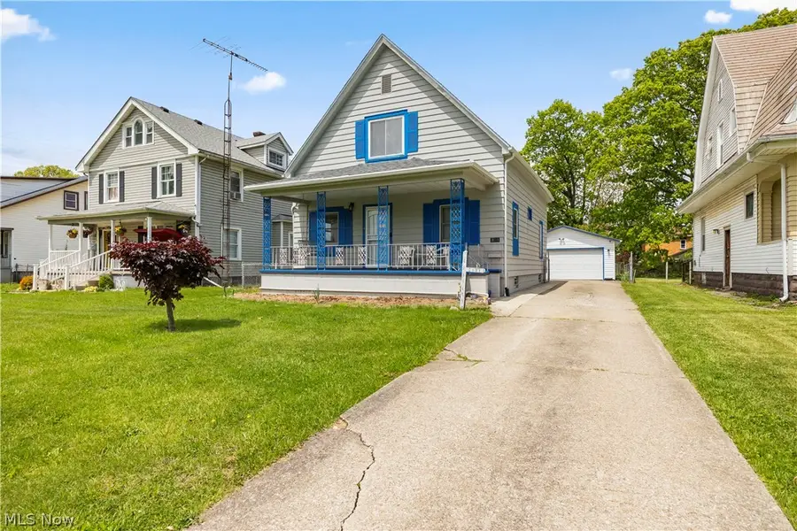 2011 E 31st Street, Lorain, OH 44055 - #2