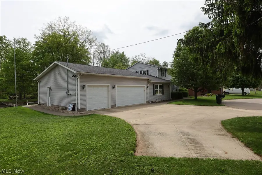 915 Nautical Drive, Vermilion, OH 44089 - #3