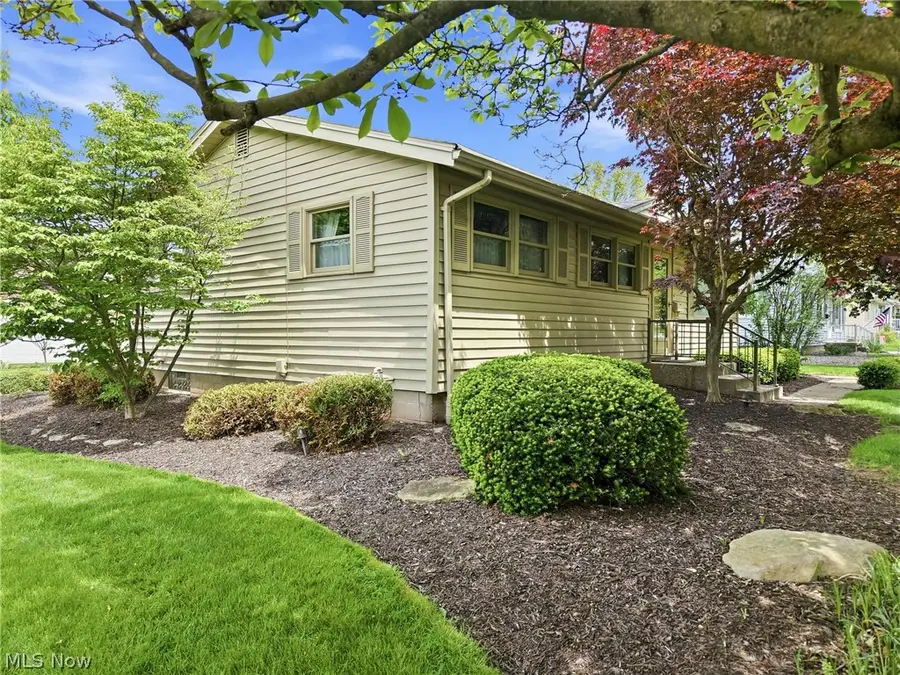 908 Bowman Street, Niles, OH 44446 - #2