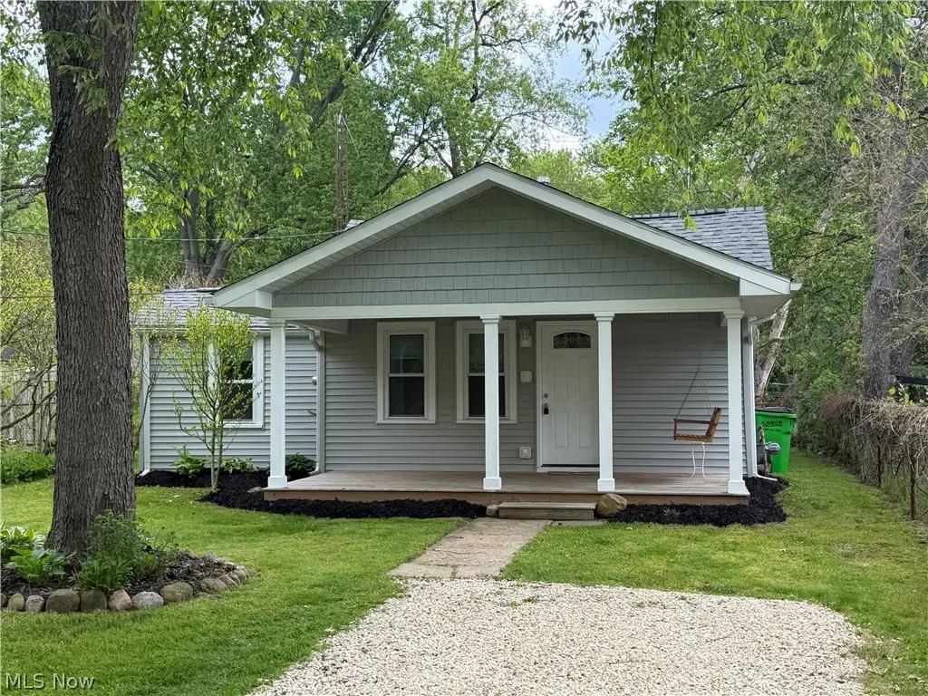 230 Hunter Avenue, Munroe Falls, OH 44262 - #1