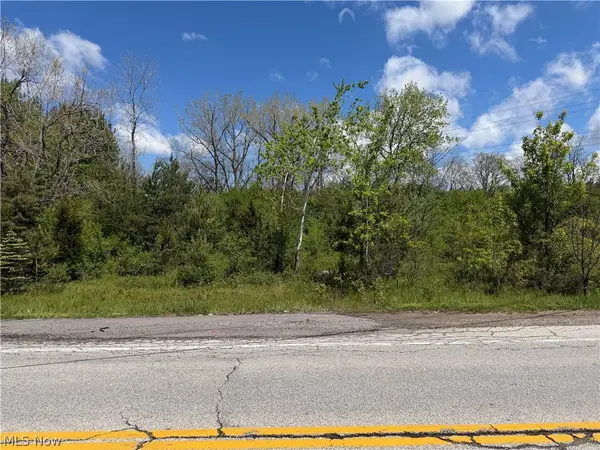 1055 W Edgerton Road, Broadview Heights, OH 44147