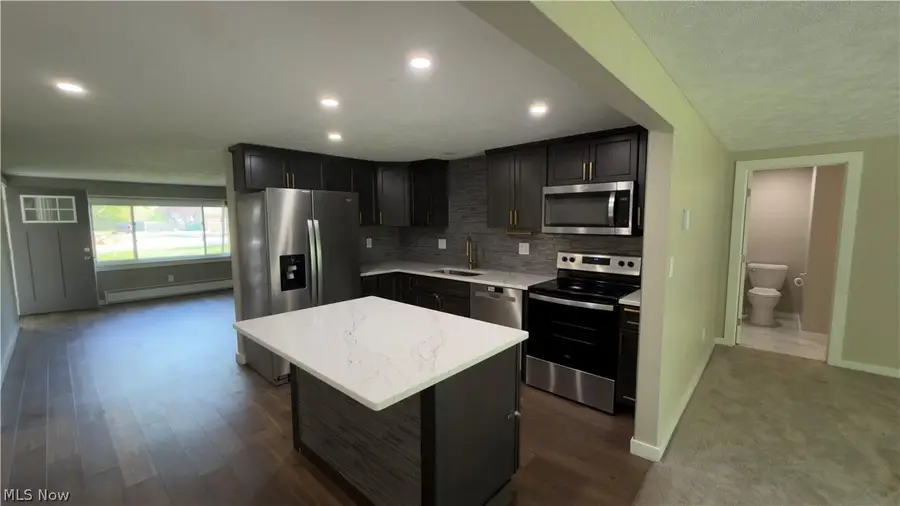 8796 Evergreen Drive, Mentor, OH 44060 - #2