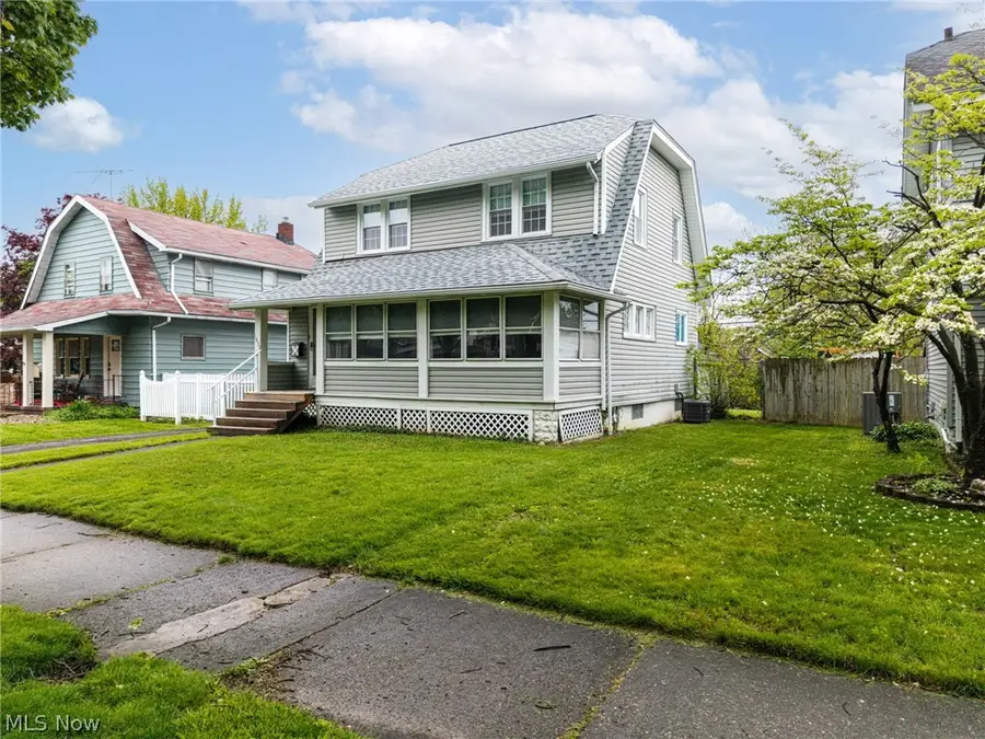 1633 Glenmount Avenue, Akron, OH 44301 - #3